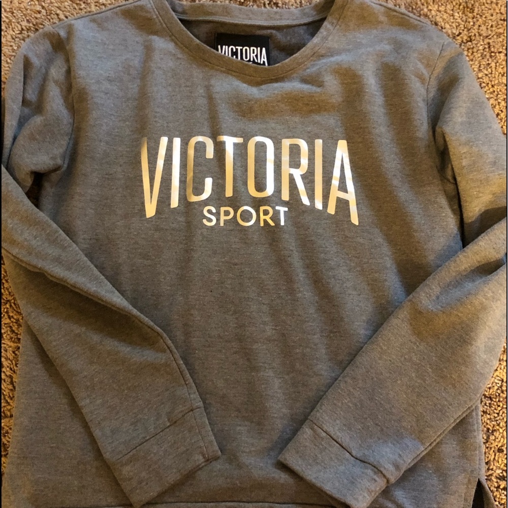 VS sweater